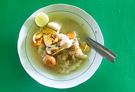 Soto banjar, one of the most well-known Banjar dishes.