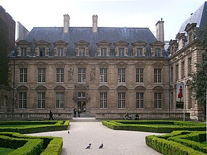 Hôtel de Sully (1624–1639)