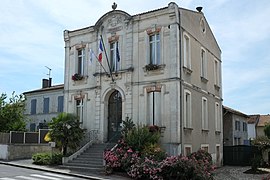 The town hall in Saint-Georges-du-Bois