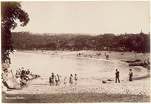 Balmoral Beach 1900-1910 prior to construction of the promenade