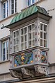 Drei Zierkonsolen tragen einen Fassadenerker (St. Gallen, Spisergasse 19)