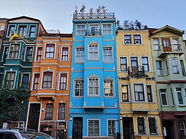 Balat – colourful houses in the historic center