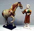 Ein Pferd und ein Pferdeknecht, beide 1. Hälfte des 8. Jahrhunderts, Linden-Museum Stuttgart