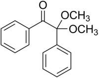 Strukturformel von Benzildimethylketal