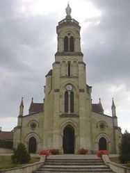 The church of Our Lady, in Maylis