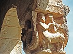Romanisches Kapitell mit Sirenen und Kentauren, Santiuste de Pedraza, Provinz Segovia, Spanien