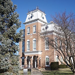 Dent County Courthouse in Salem