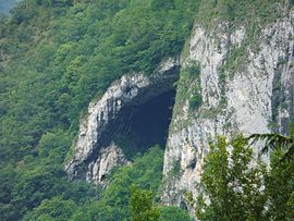 Mail du Faucon cave
