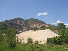 Jelen Do mining complex