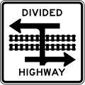 R15-7a Divided highway transit rail crossing (T-intersection)