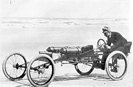 Ransom Olds' 1896/1897 "Pirate" racer was one of the first speedsters.