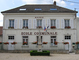 The town hall in Signy-Signets