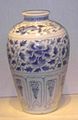 Ceramic stoneware vase, fifteenth century