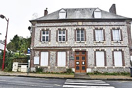 The town hall in Bec-de-Mortagne