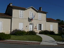 The town hall in Celles