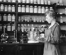 Margaret D. Foster, in Lab, 4 October 1919