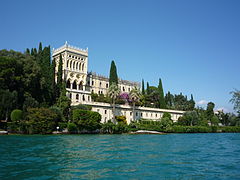 Villa Borghese-Cavazza on the Isola del Garda