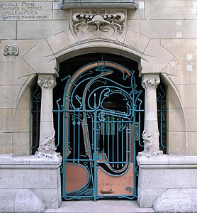 Entrance of the Castel Béranger