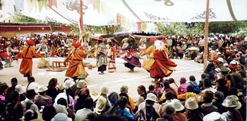 Sho dun (Shotun) festival