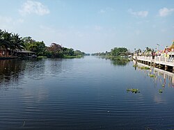 Khlong Damnoen Saduak canal in the area of Krathum Baen, it empties into the Tha Chin river