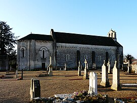 The church of Saint-Pierre and the graveyard