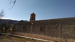 Die Fassade der Kirche von Tuctapari