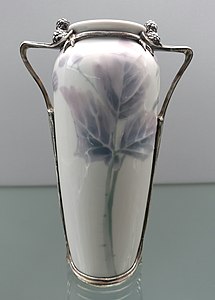 Vase with blackberry, painting by Per Algot Eriksson, and silver by E. Lefebvre, in the Bröhan Museum, Berlin