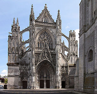 Spätgotischer Flamboyantstil der Abteikirche in Vendôme in Frankreich
