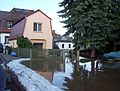 Uferstraße 6 (hi.) und 7: Hochwasser 2013