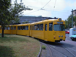 O-Wagen 902 am Haardtwaldplatz