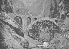 Bau des Viadukts mit Lehrgerüst