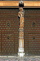 Kirchenportal mit Trumeau-Pfeiler (Kathedrale von Tarragona)