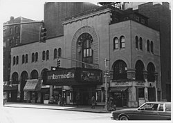 Exterior of the Jaffe Art Theater in 1985