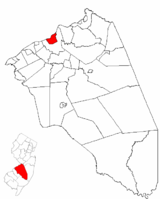 Location of Burlington in Burlington County highlighted in red (right). Inset map: Location of Burlington County in New Jersey highlighted in red (left).
