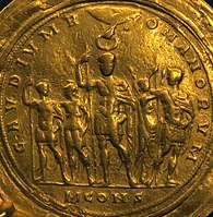 The Constantinian dynasty in the reign of Constantine the Great and his sons, with the augustus crowned by the hand