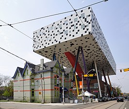 Sharp Centre for Design at Ontario College of Art and Design, by William Alsop (2004)
