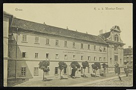 Das k. k. Monturdepot im ehemaligen Karmelitinnenkloster um 1900.