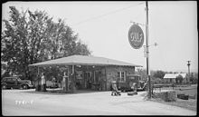 Gulf filling station, Jasper, TN, ca. 1929
