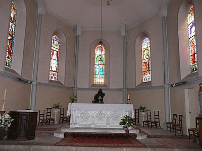 Altarraum der Ortskirche Saint-Joseph