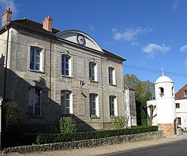 The town hall in Montceaux-lès-Meaux
