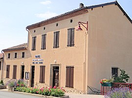 The town hall in Saint-Martin-Laguépie