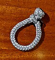 Dyneema soft shackle with [diamond knot] head locked
