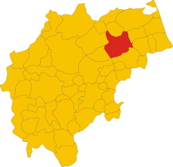 Location of Macerata within its province