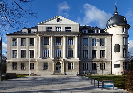 Kaiser-Wilhelm-Institut für Chemie (heute Hahn-Meitner-Bau der Freien Universität Berlin)