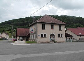 The town hall in Hyémondans