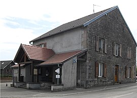 The town hall in Mandrevillars