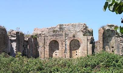 Roman nymphaeum, Nicopolis
