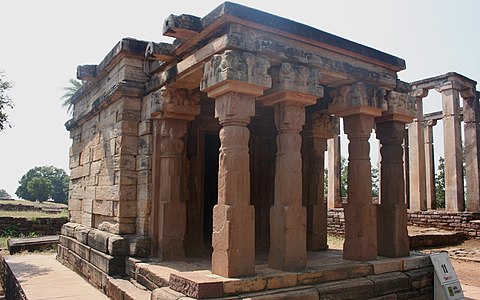 A tetrastyle prostyle Gupta period temple at Sanchi besides the Apsidal hall with Maurya foundation, an example of Buddhist architecture and Hindu architecture.[161][failed verification][162][163] 5th century CE.
