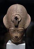 Head of Amenhotep III; 1390–1352 BC; quartzite; 24 × 20 cm, 9.8 kg; British Museum
