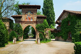 The entrance to Grazzano Visconti